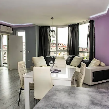 апартамент Lazur Luxury * Burgas